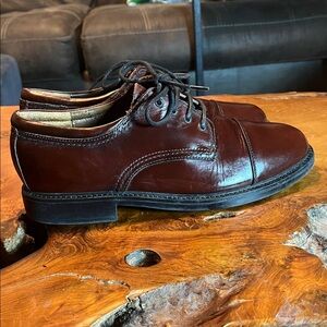 Dockers Burgundy Oxford Dress Shoes Men’s 9.5 Classic Lace Up Business Casual